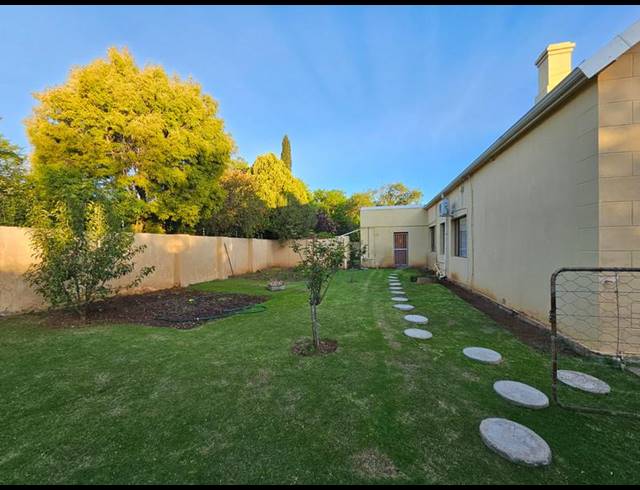 4 BEDROOM HOUSE FOR SALE IN TOP TOWN